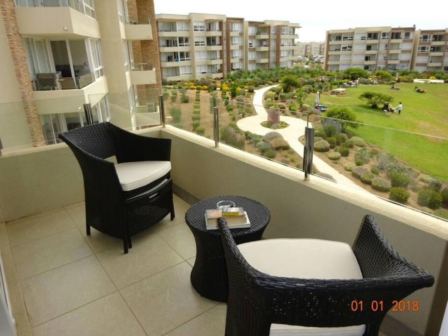 Lomas De Papudo 4 *